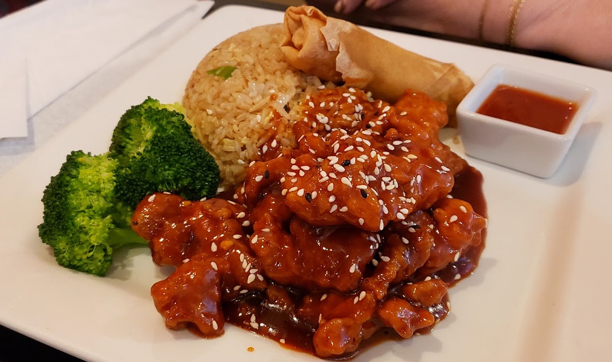 Yellow Ginger Asian Kitchen-4